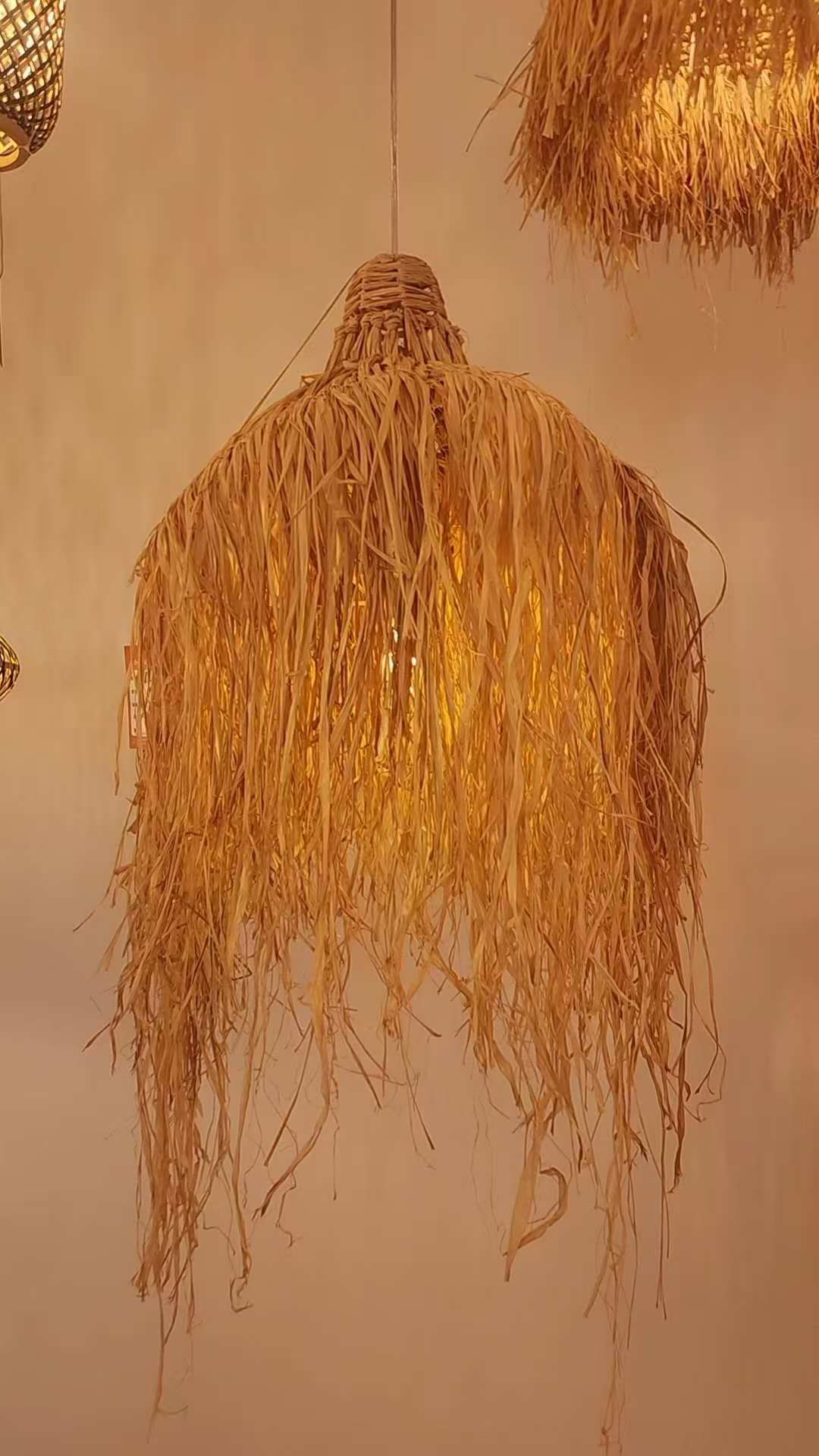 נברשות קלאסיות - קש